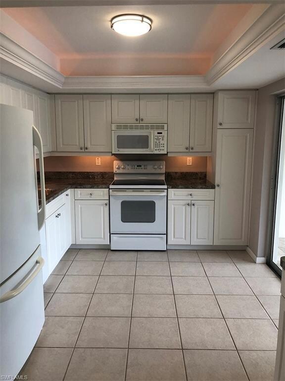 113 Bobolink Way unit 113B, Naples, FL 34105 - photo 6