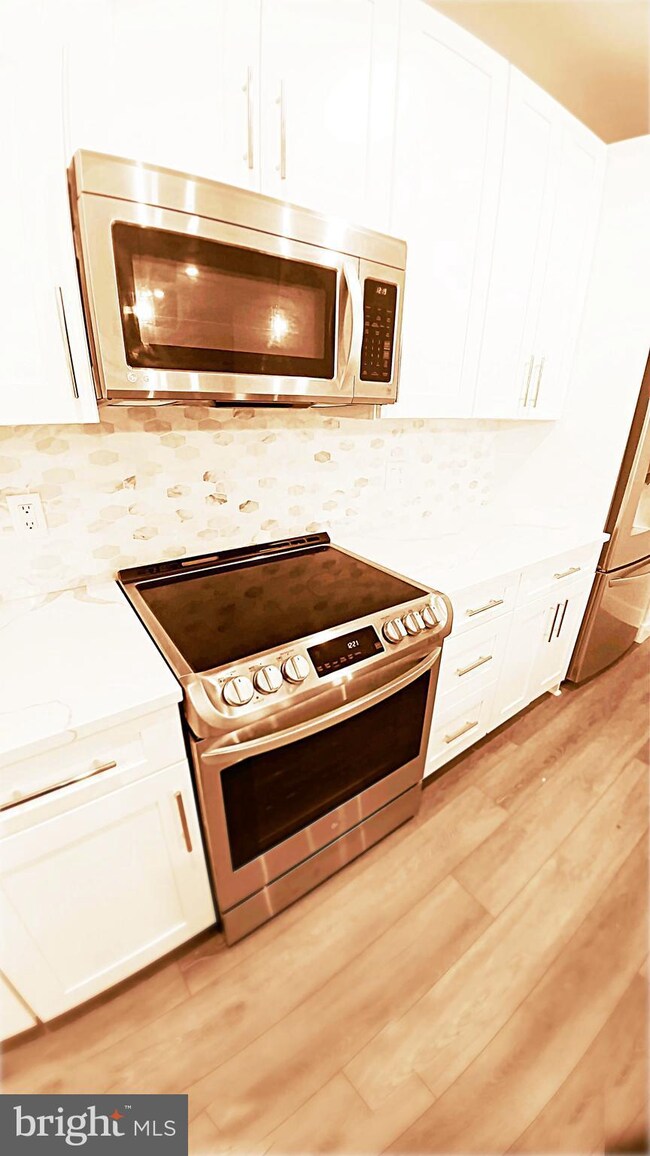 The Bexley Condominiums unit 322, McLean, VA 22102 - photo 2