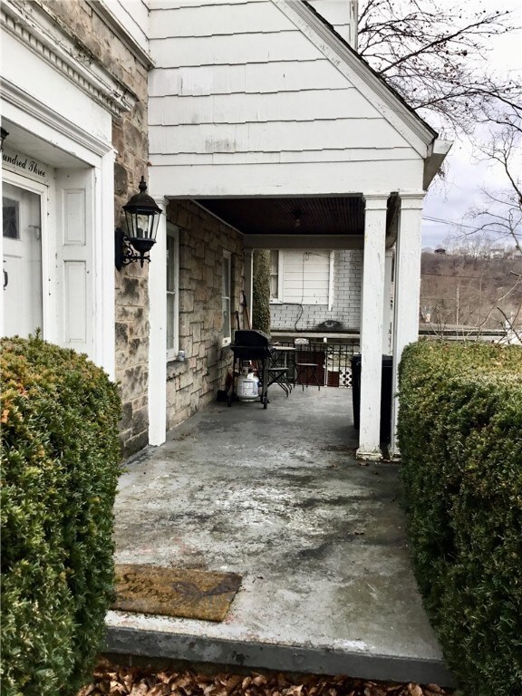 Front covered porch