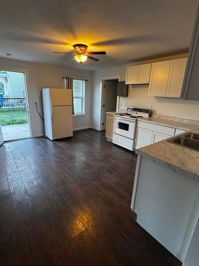 241 Webster St N, Kasota, MN 56050 - photo 7