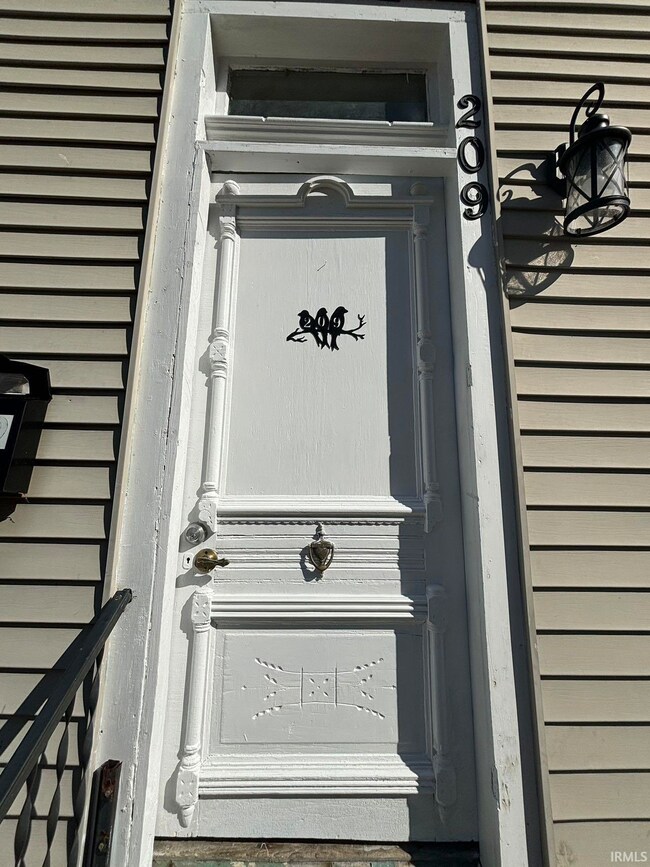 209 Sycamore St, Newburgh, IN 47630 - photo 2