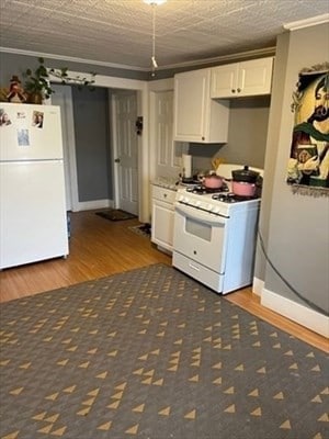 17 Laurel St, Leominster, MA 01453 - photo 3