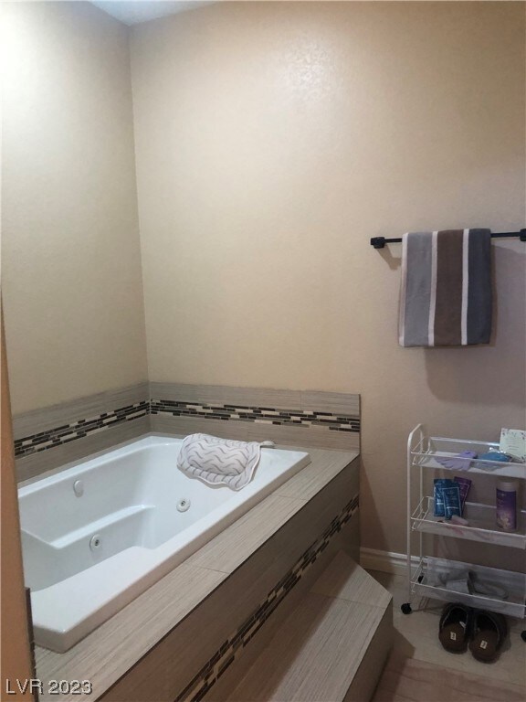 jacuzzi primary bath