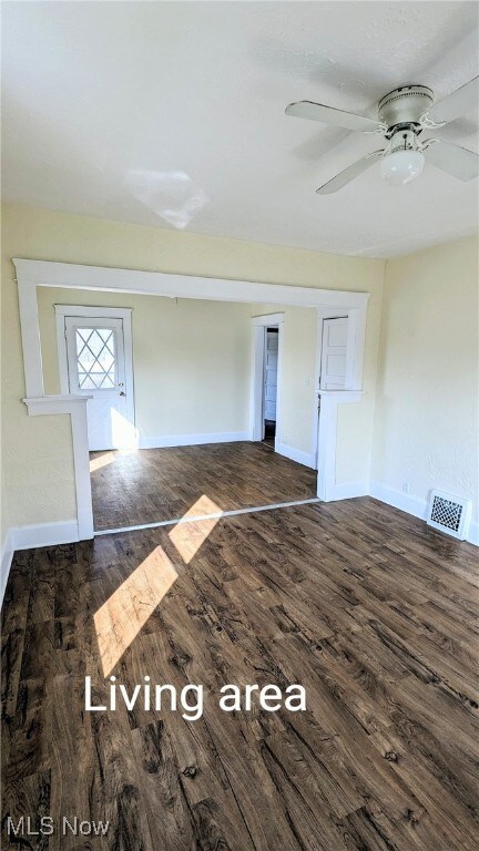 110 Bell Ave unit UP, Elyria, OH 44035 - photo 6