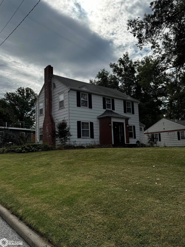 1401 S Elm St, Shenandoah, IA 51601 - photo 3