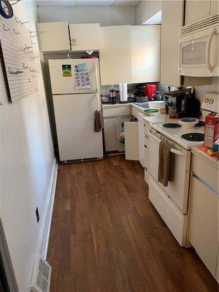 5837 Hobart St, Pittsburgh, PA 15217 - photo 7