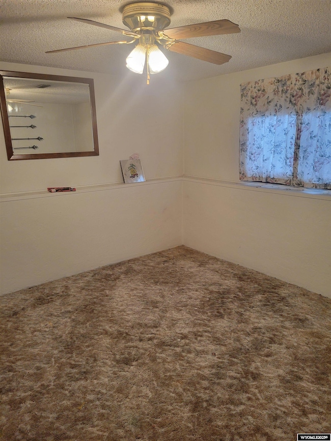 3710 Johnson St, Torrington, WY 82240 - photo 4