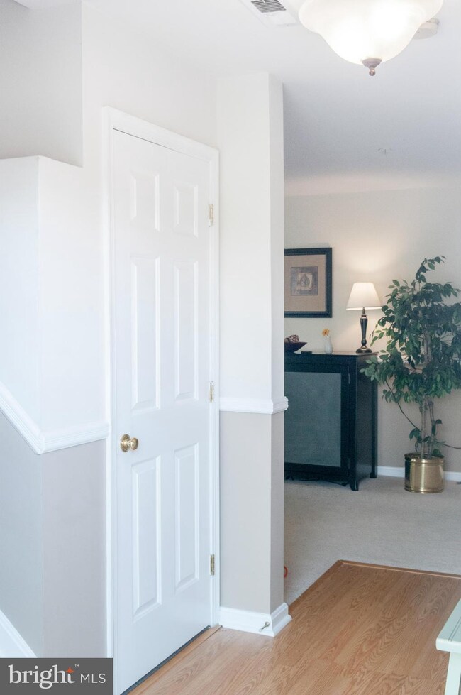 1412 Stonehurst Dr, Annapolis, MD 21409 - photo 5