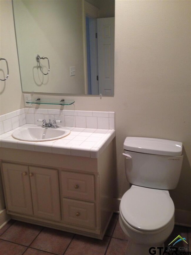 2106 2106 Belmont Dr, Tyler, TX 75701 - photo 7