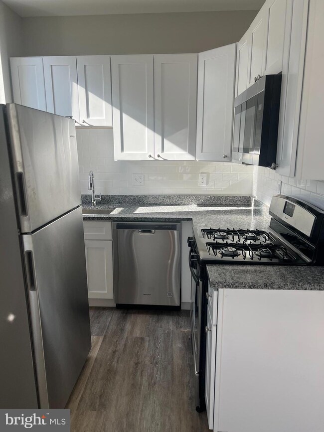 1800 N Calvert St unit 1, Baltimore, MD 21202 - photo 5