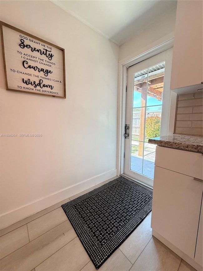 2310 N 70th Ave, Hollywood, FL 33024 - photo 7