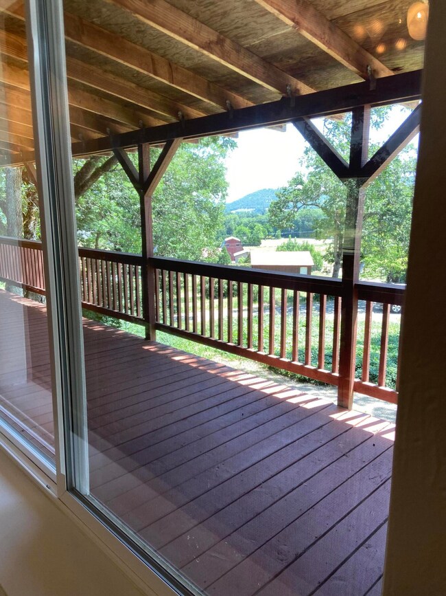 6671 Cypress Dr, Central Point, OR 97502 - photo 7