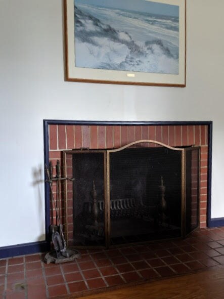living rm fireplace