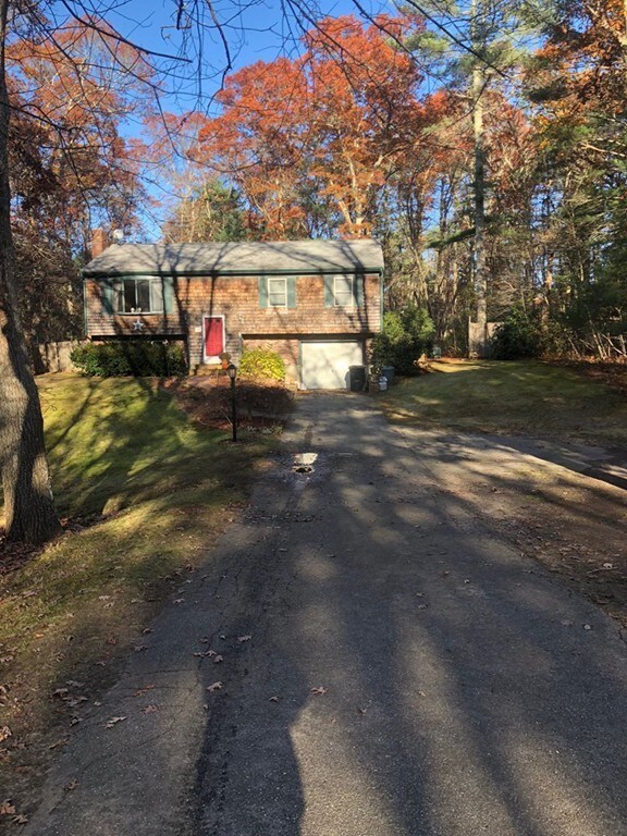 10 Woodlawn Dr, Carver, MA 02330 - photo 2