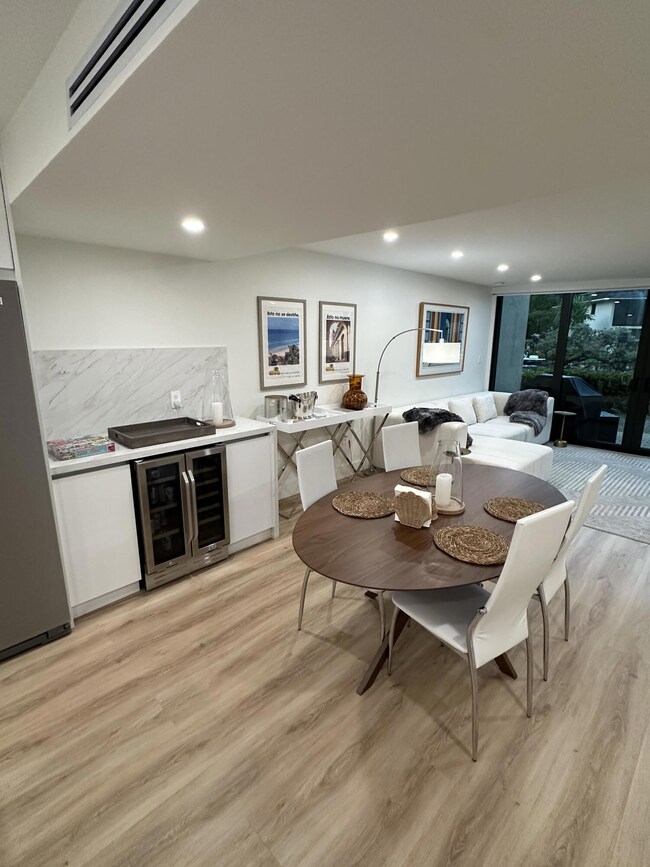 2) 61854-68a4ed7e11d2f