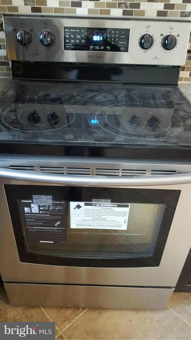 356 Cokeland S, Laurel, MD 20724 - photo 5