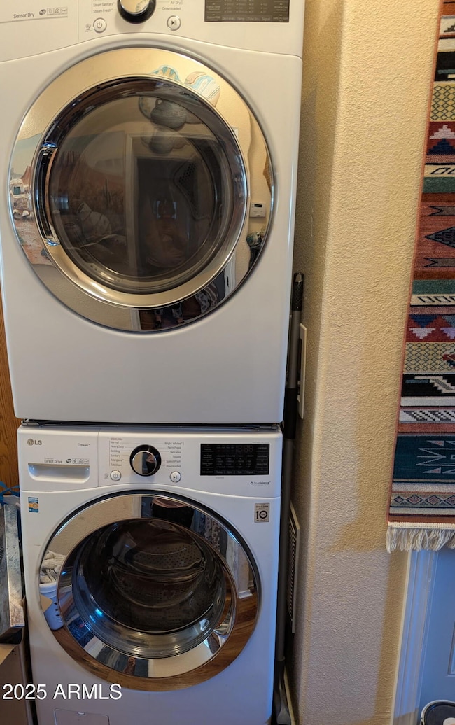 33900 S Old Black Canyon Hwy unit 13, Black Canyon City, AZ 85324 - photo 7