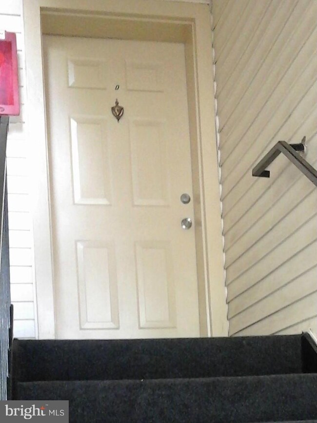 14905 Cleese Ct unit D, Silver Spring, MD 20906 - photo 3