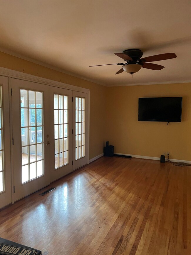 758 Winchester Cir, Macon, GA 31210 - photo 6