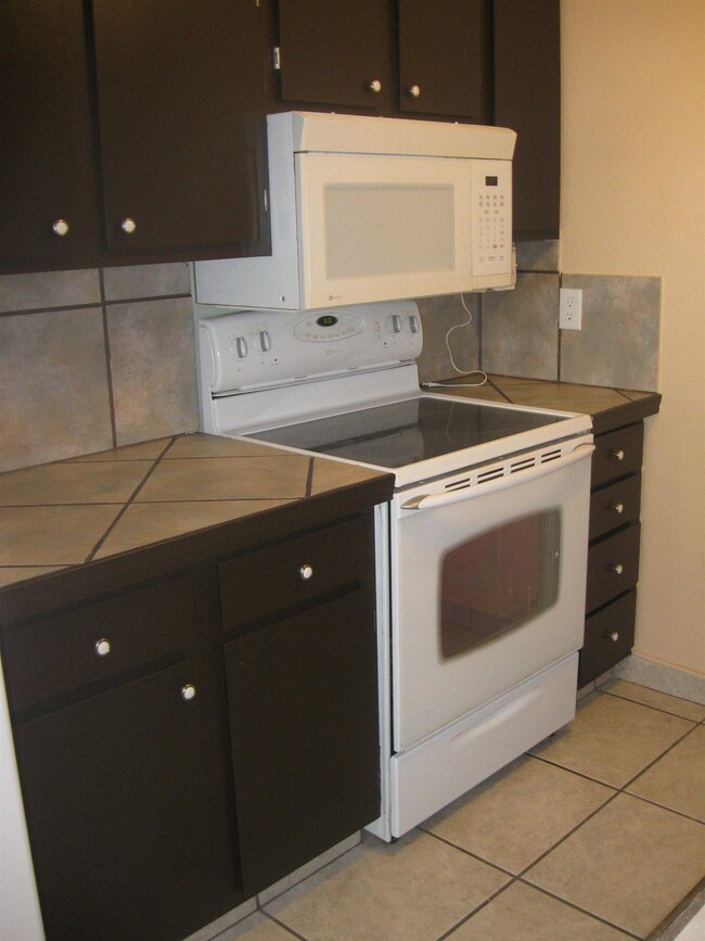 1909 Dewey Ct, Alamogordo, NM 88310 - photo 7