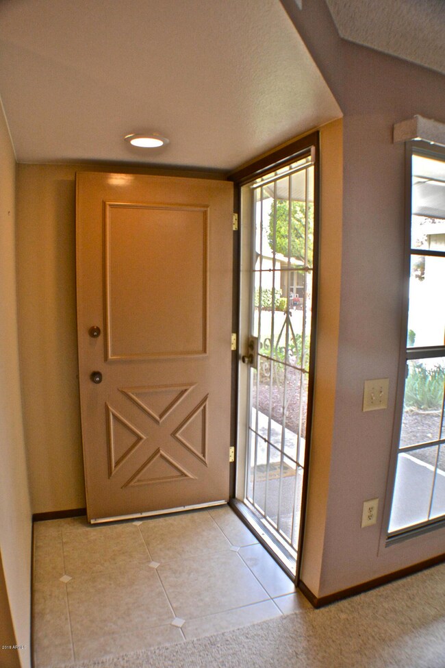 17026 N Pinion Ln, Sun City, AZ 85373 - photo 2