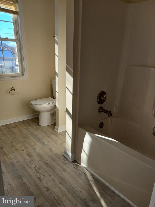 13 W 13th St, Front Royal, VA 22630 - photo 2