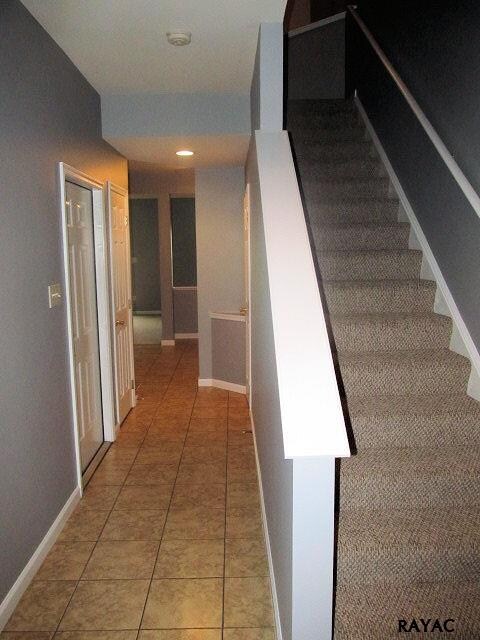 222 Merriweather Dr, Chambersburg, PA 17201 - photo 3