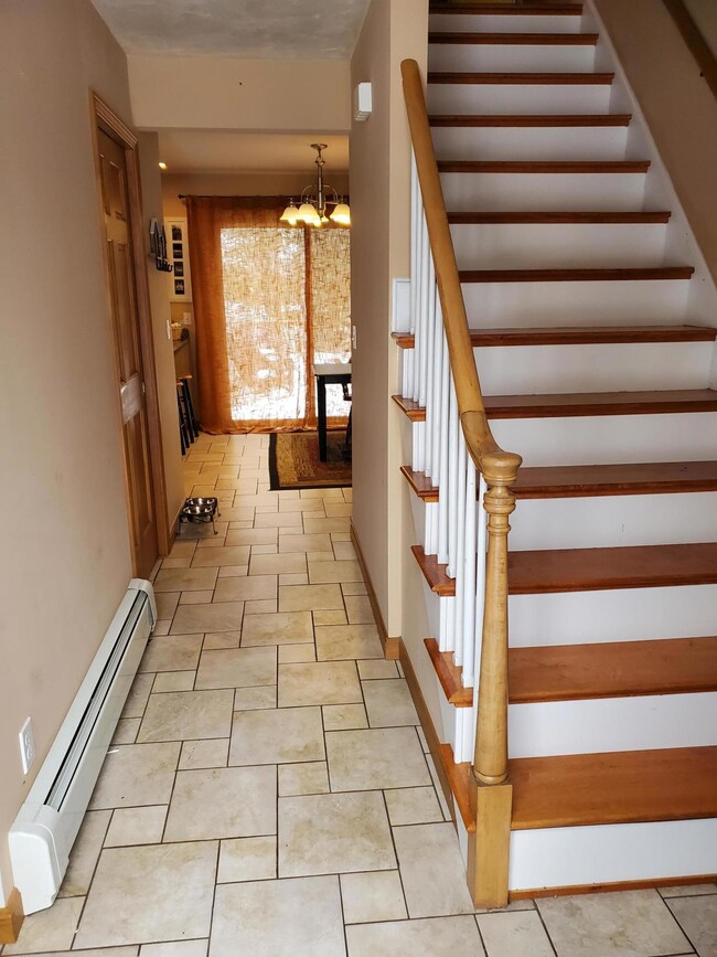 Entry to Kitchen