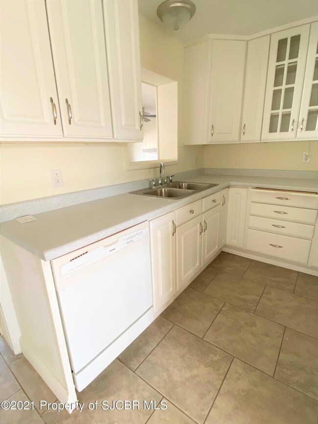 3806 Country Club Dr, Farmington, NM 87402 - photo 7