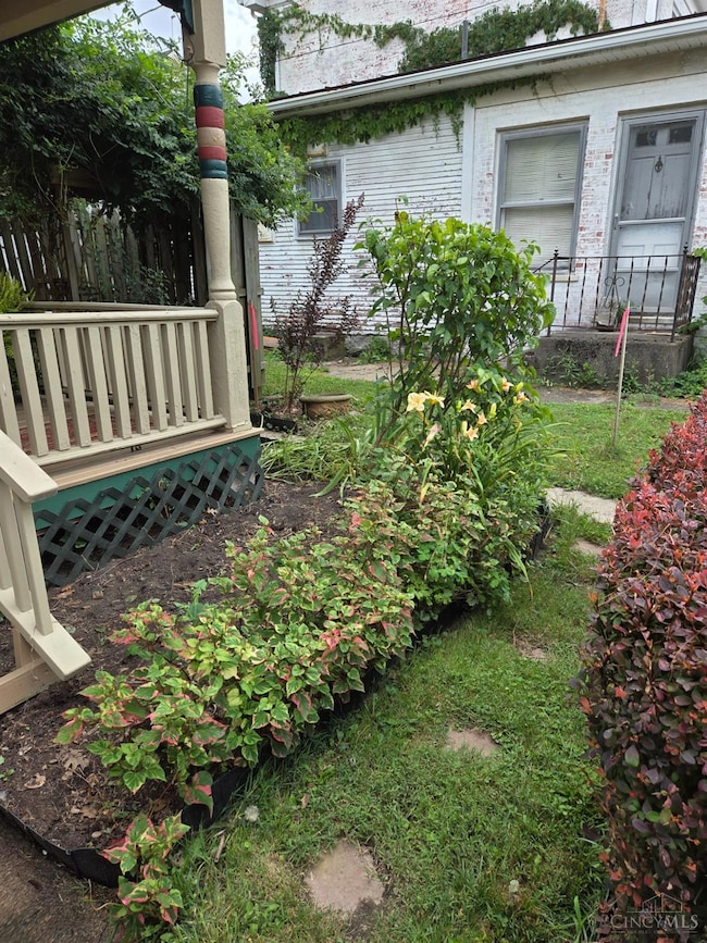 106 E Plum St, Georgetown, OH 45121 - photo 5