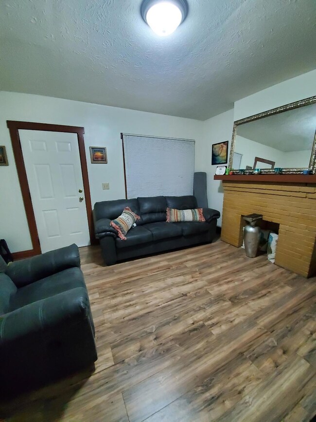 692 living room