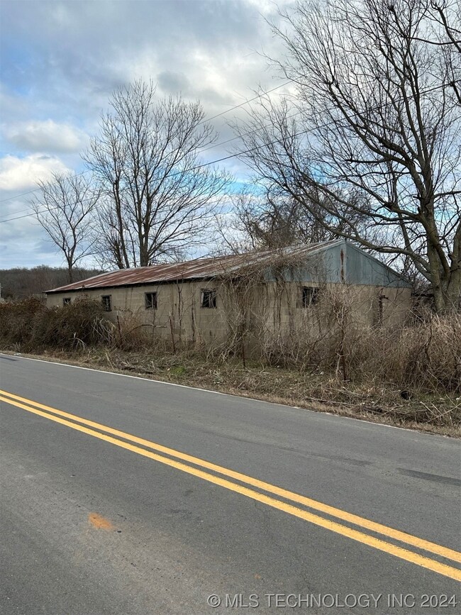 16438 N Grace Hudlen Rd, Hulbert, OK 74441 - photo 6