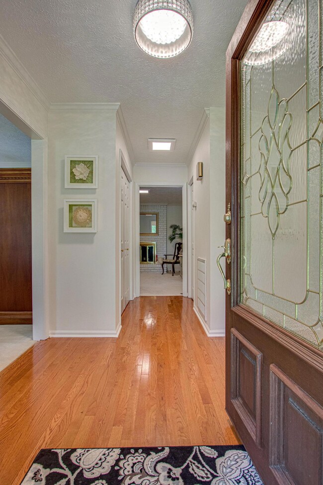 Welcome home to this immaculate and exceptionally well-maintained home.  Greet your guests in this gorgeous entryway.