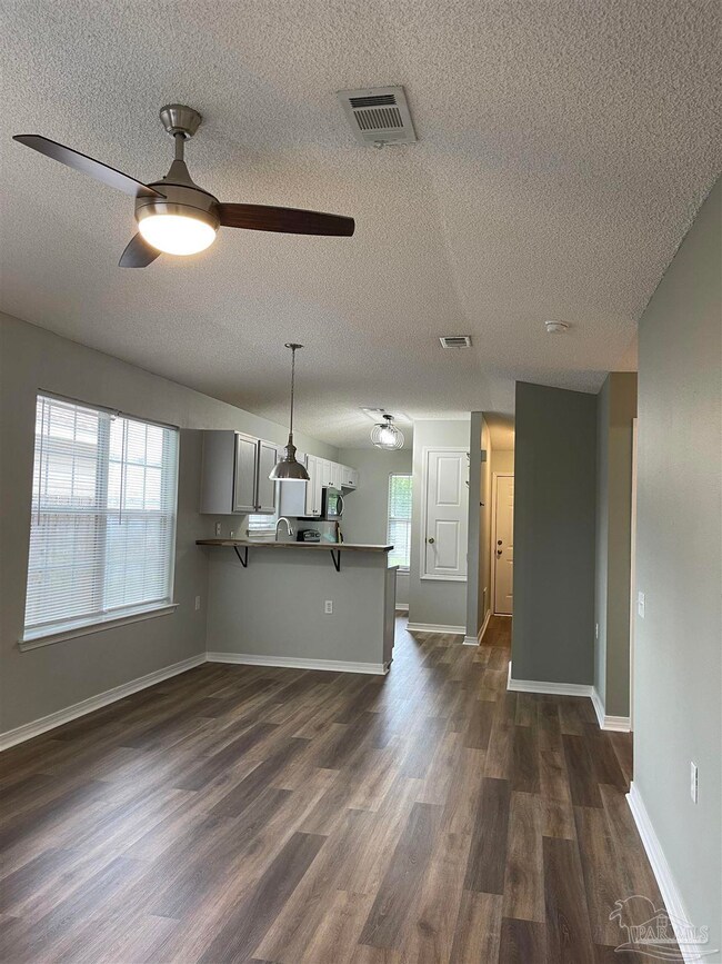 2475 Trailwood Dr, Cantonment, FL 32533 - photo 6