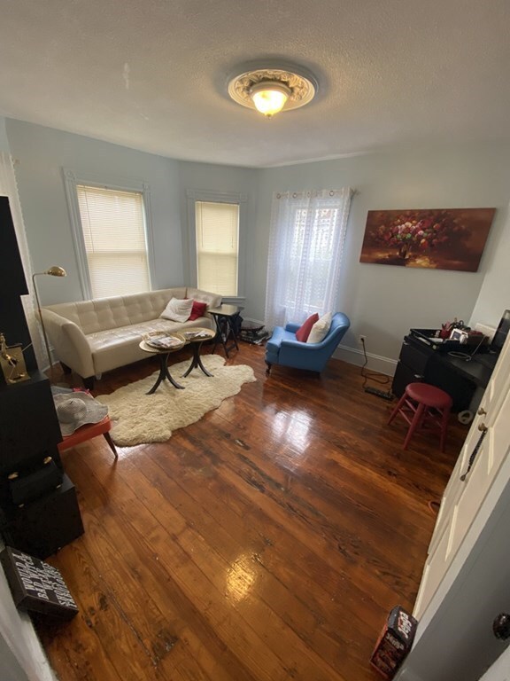 521 Park St, Dorchester Center, MA 02124 - photo 3