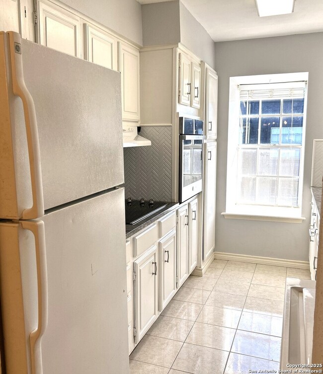 7834 Broadway unit 107, San Antonio, TX 78209 - photo 7