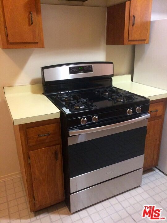 1166 Amherst Ave unit 6, Los Angeles, CA 90049 - photo 6