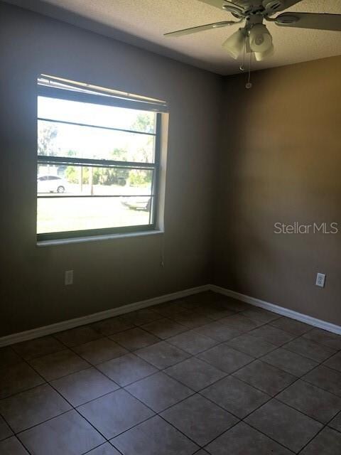 720 N Sinclair Ave, Tavares, FL 32778 - photo 5