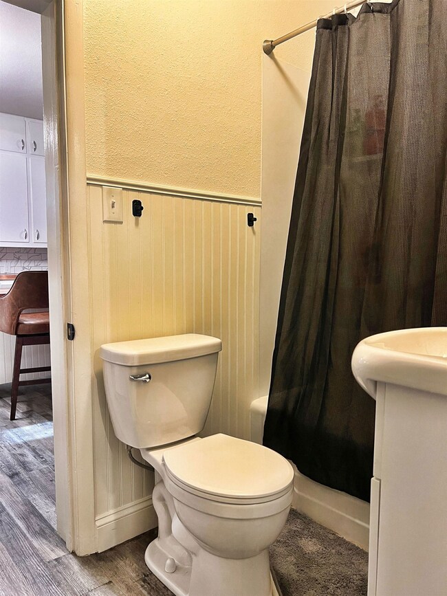 204 S 8th St, Wakeeney, KS 67672 - photo 7