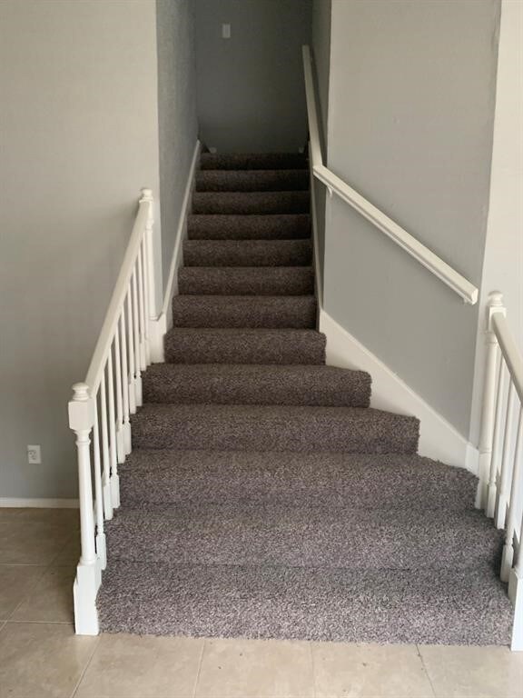 10040 Sharpton Dr, Houston, TX 77038 - photo 4