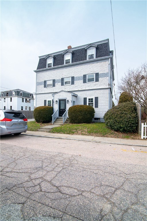 24 Merton Rd unit 1, Newport, RI 02840 - photo 4