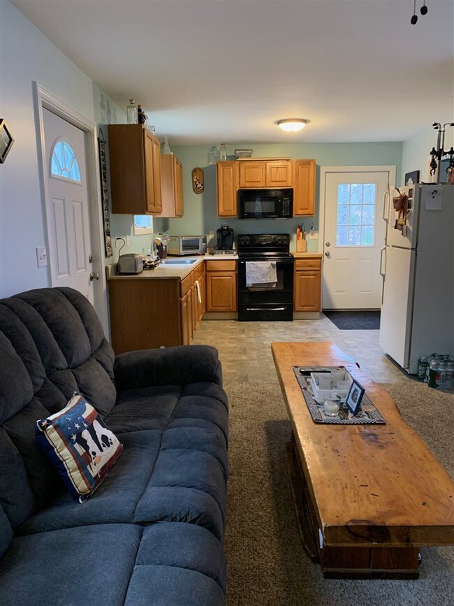 214 Franklin Rd, Salisbury, NH 03268 - photo 4