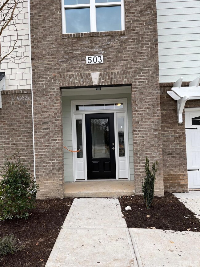 503 Gathering Park Cir, Cary, NC 27519 - photo 3