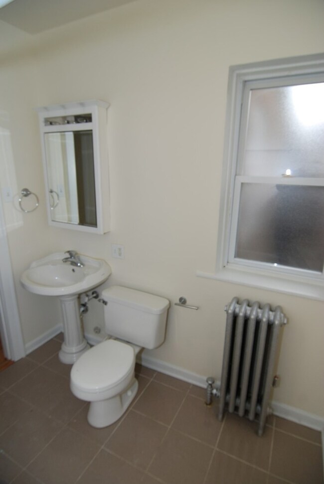 6318 N Mozart St unit 2F, Chicago, IL 60659 - photo 6