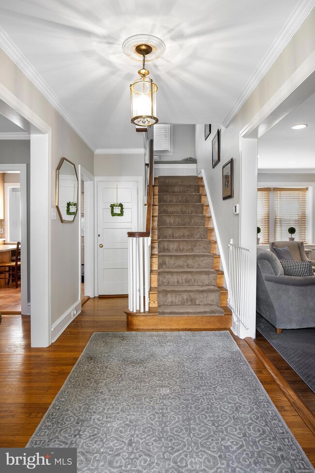 512 Wynne Ave, Havertown, PA 19083 - photo 2