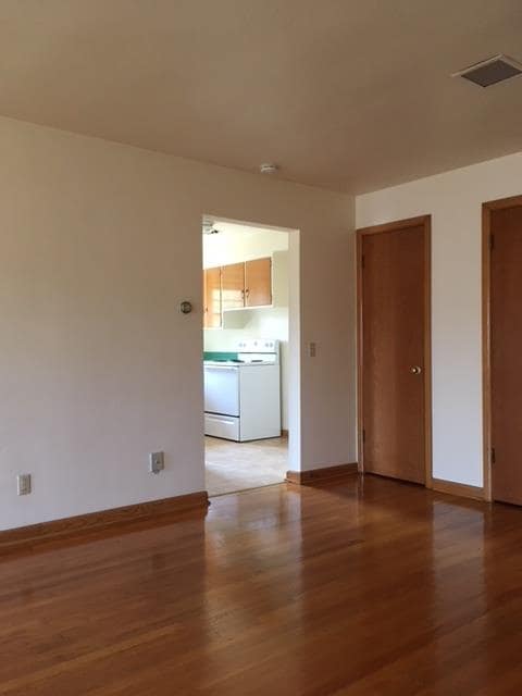 925 Haywood Dr, Madison, WI 53715 - photo 6