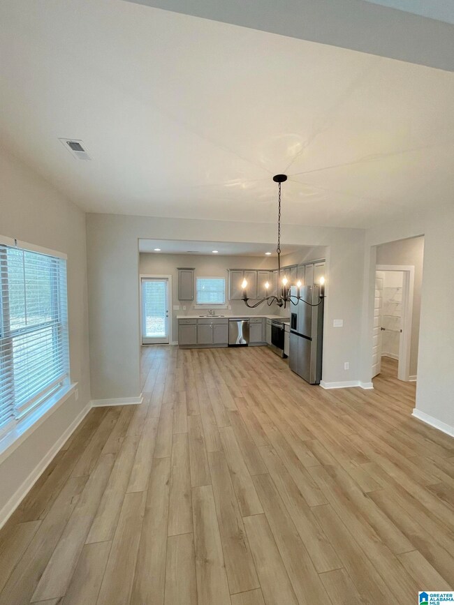 2118 Ellsworth Loop Rd SW, Cullman, AL 35055 - photo 3