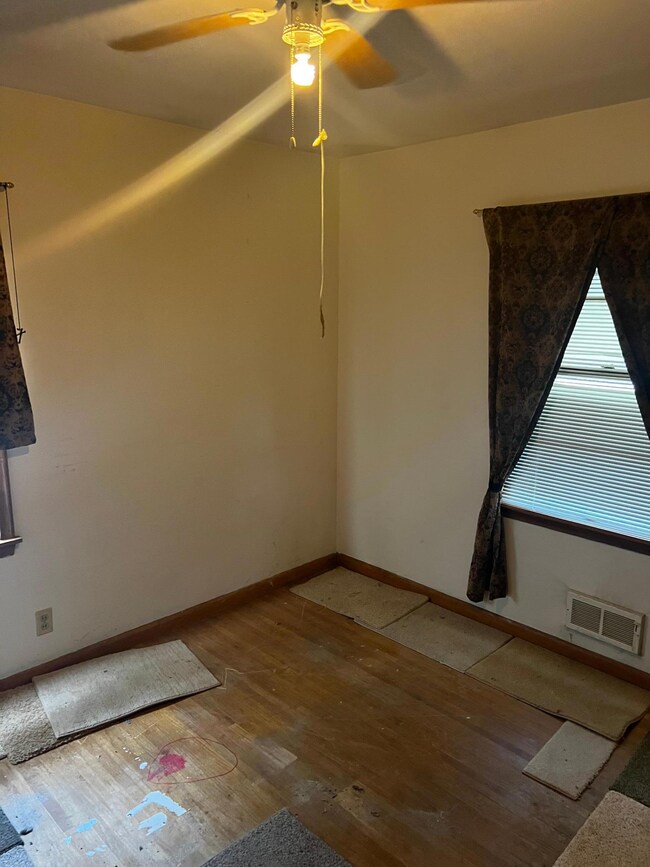 8219 Fremont Ave S, Bloomington, MN 55420 - photo 7