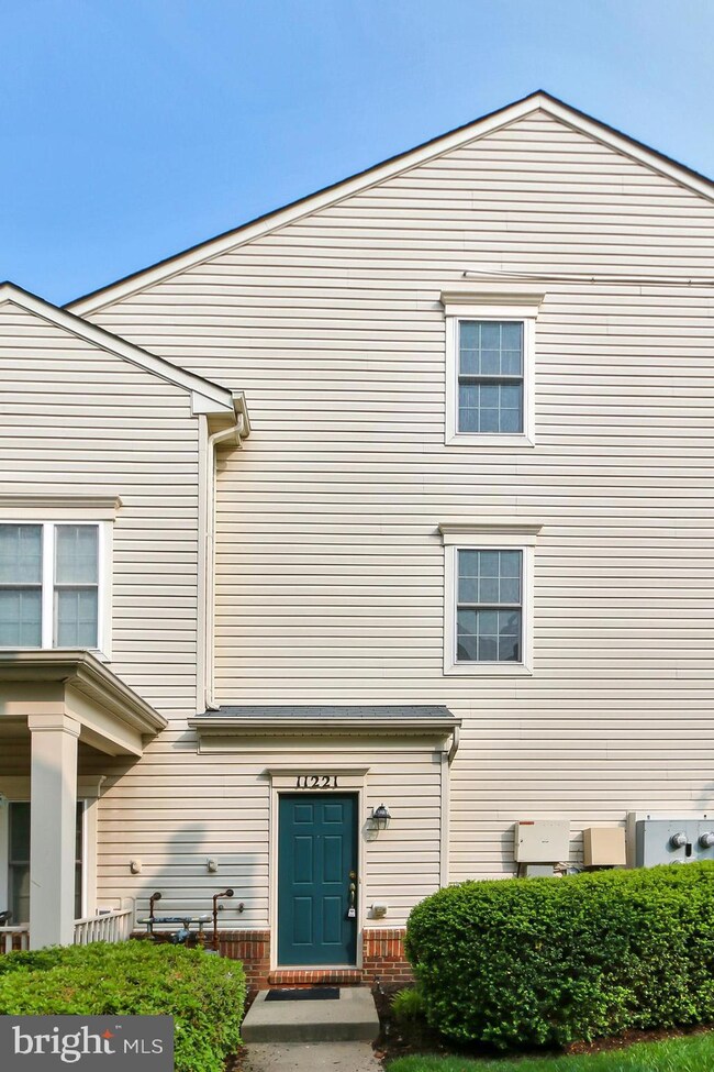 11221 Wortham Crest Cir, Manassas, VA 20109 - photo 5