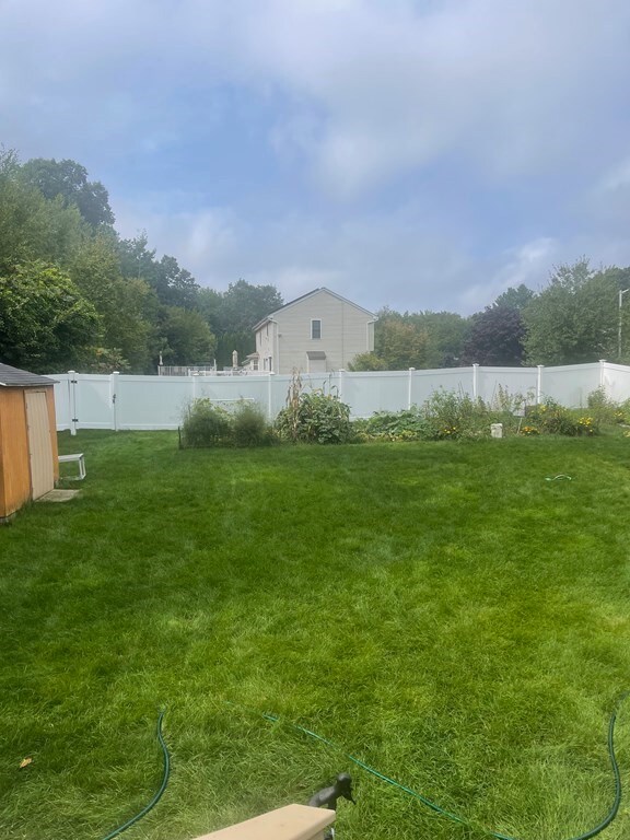 1 Sabina Cir, Rochdale, MA 01542 - photo 5